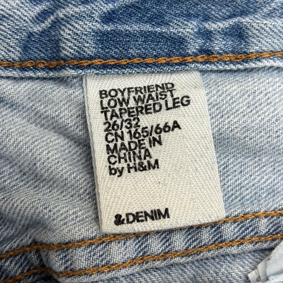 &Denim H&M Boyfriend Low Waist tapered Leg Distressed Women's size 26 Blue Jeans - Picture 2 of 4